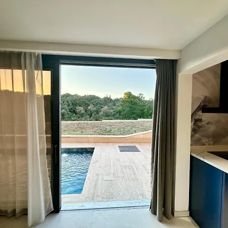 Apartment Luxury Blue Sapphire With Outdoor Pool *