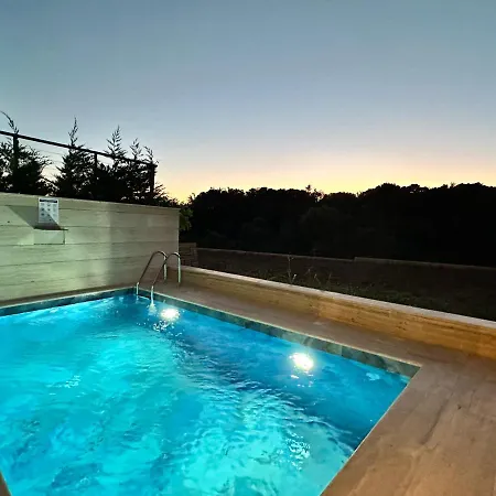 Luxury Blue Sapphire With Outdoor Pool