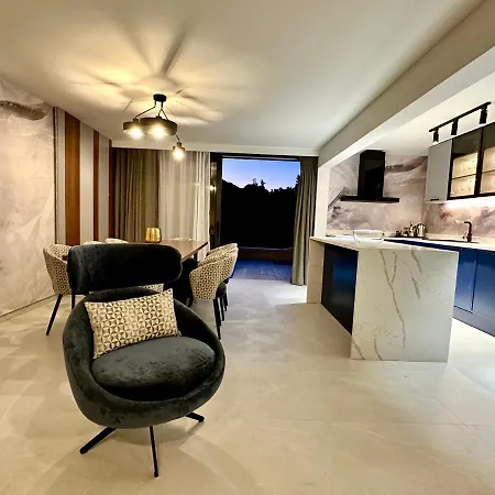 Apartment Luxury Blue Sapphire With Outdoor Pool